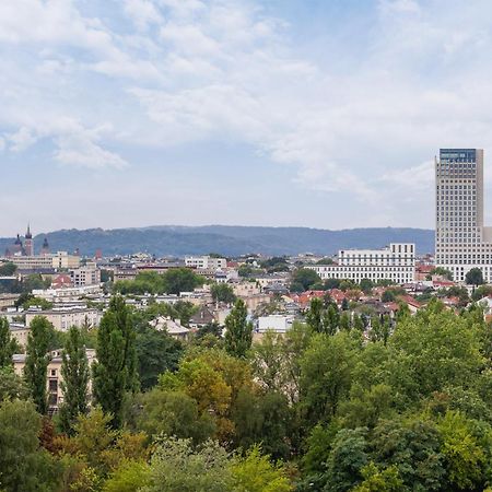Przestronny Apartament Z Balkonem By Noclegi Renters Krakow Bagian luar foto