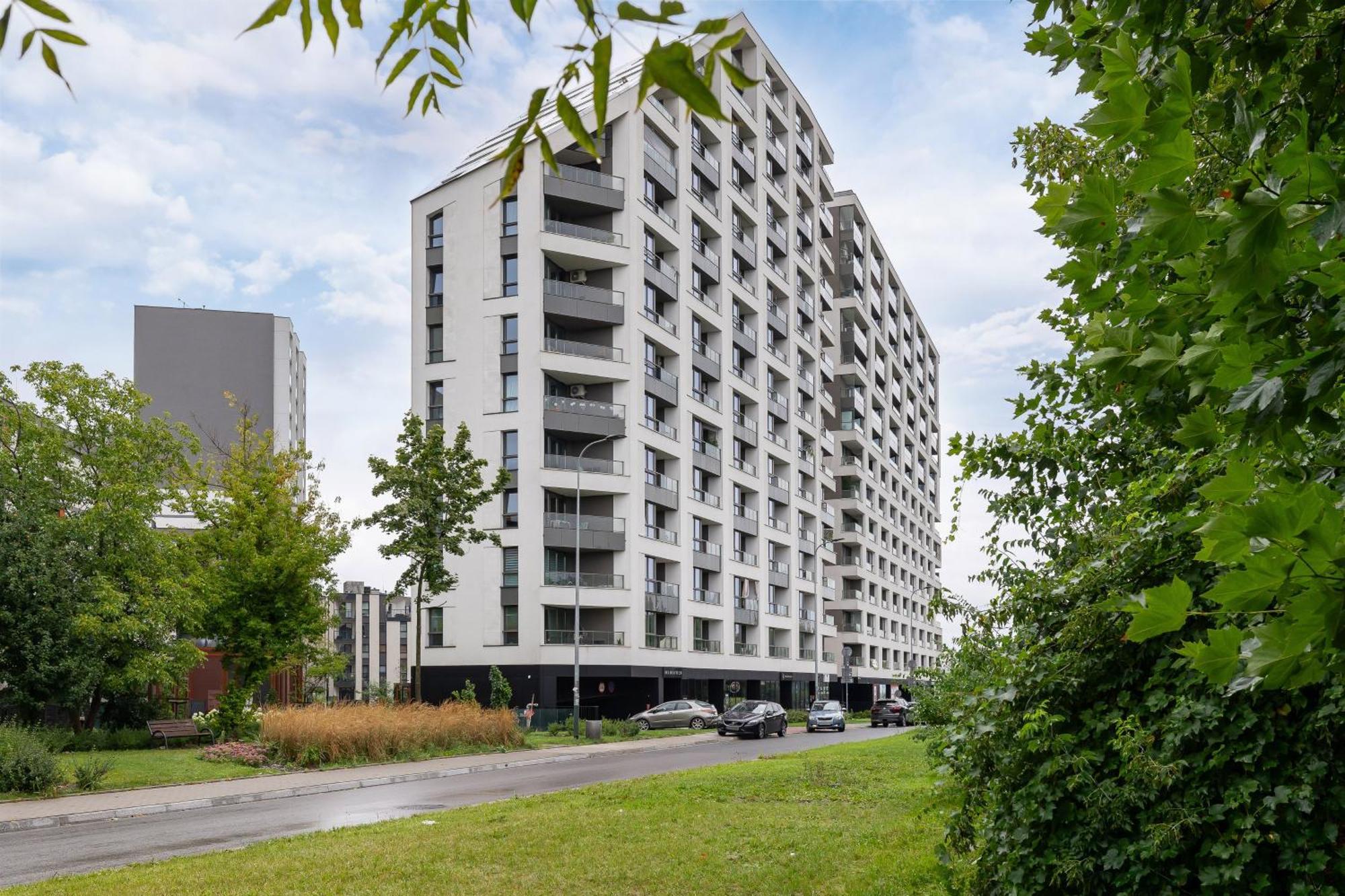 Przestronny Apartament Z Balkonem By Noclegi Renters Krakow Bagian luar foto